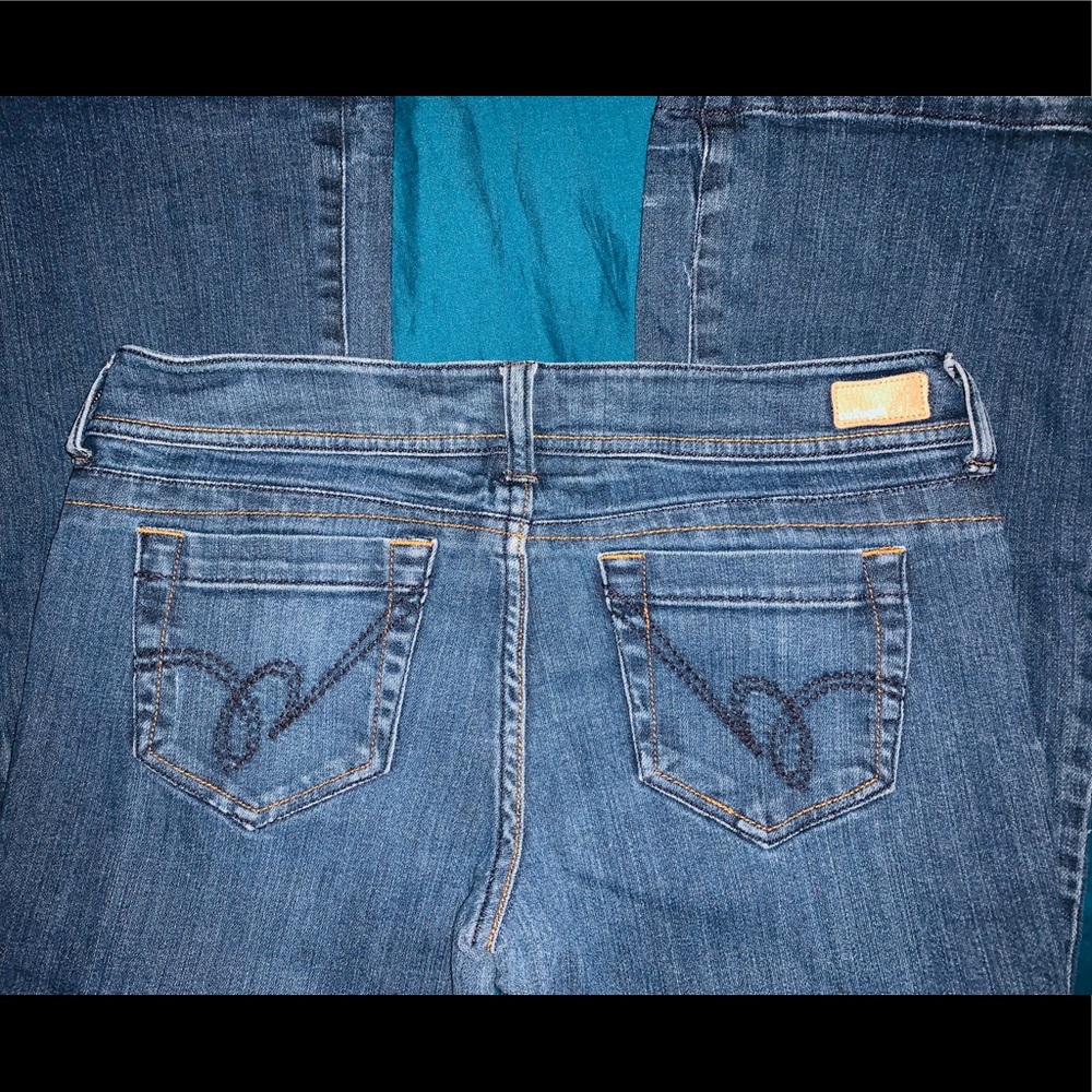 REFUGE Jeans - Picture 4 of 5